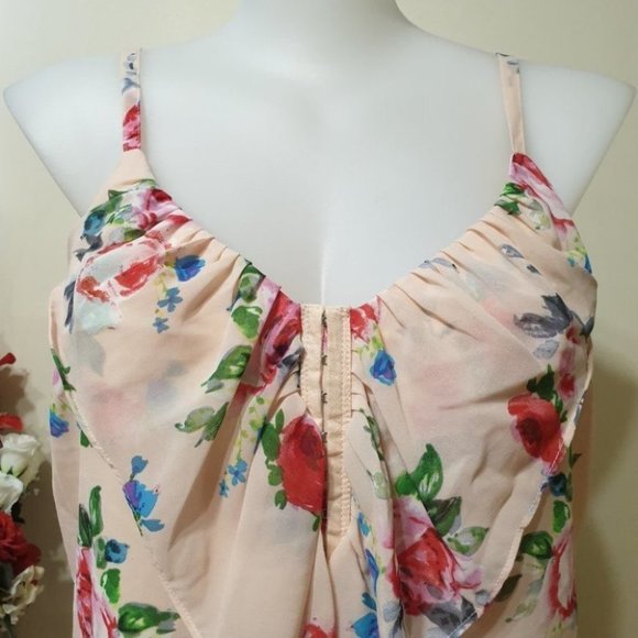 CITY CHIC Plus Size XS (AU 14) Peach V-Neck Sleeveless Top Floral Ruffle Front - Picture 5 of 12